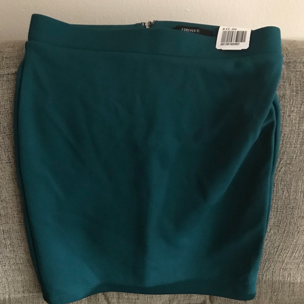 Forever 21 mini skirt size small